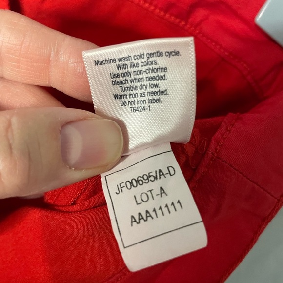 St. John's Bay Red‎ Skort size 6 - Picture 6 of 8